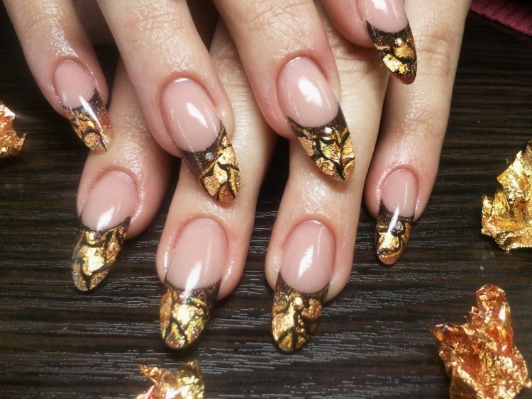 Золотой френч