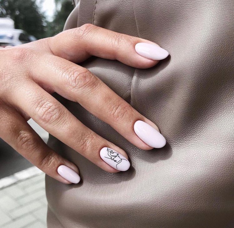 Маникюр с изюминкой - 42 фото