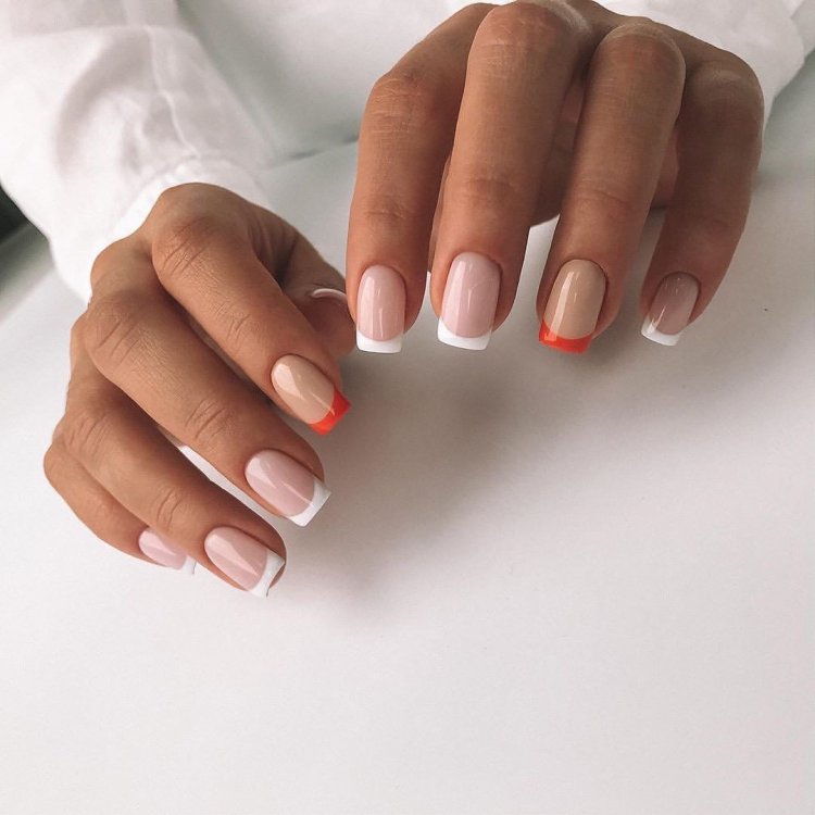 Маникюр френч с изюминкой