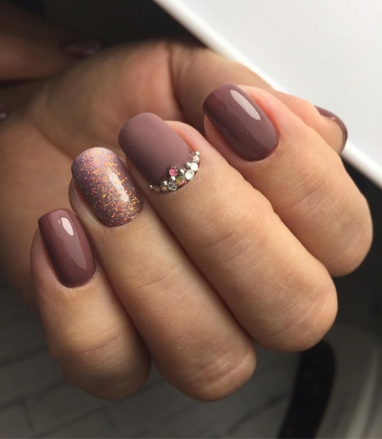 Маникюр 2021 бордо бургунди