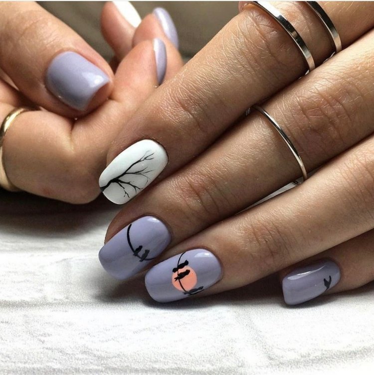 Простой маникюр с изюминкой