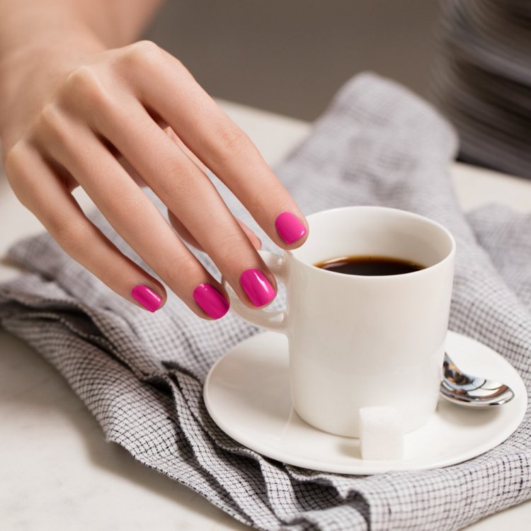 Маникюр кофе