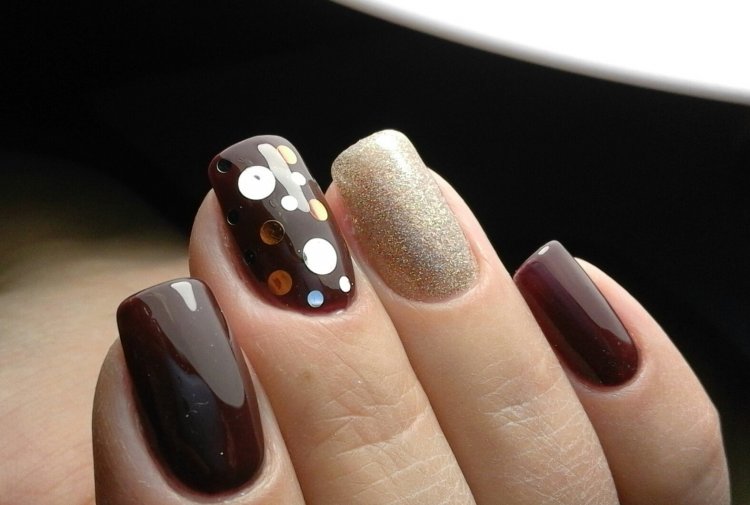 Шоколадный маникюр