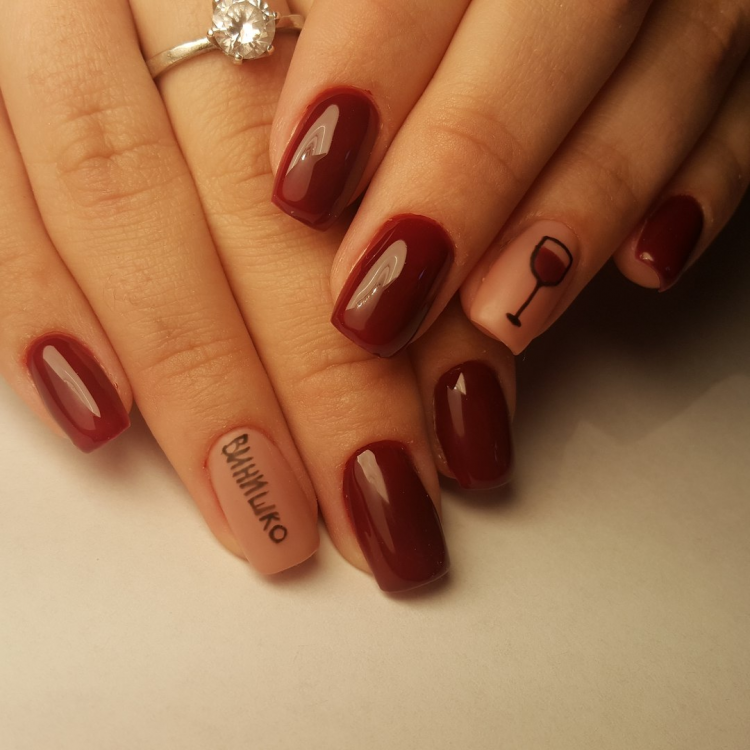 Ногти шеллак бордовые