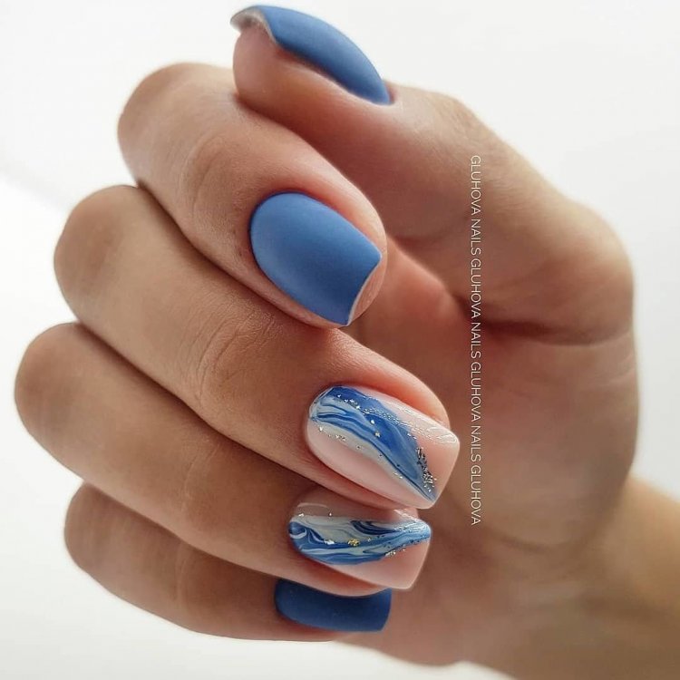 Маникюр с изюминкой фото