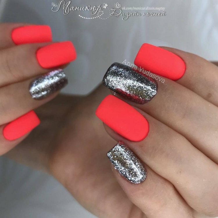 Маникюр перед НГ