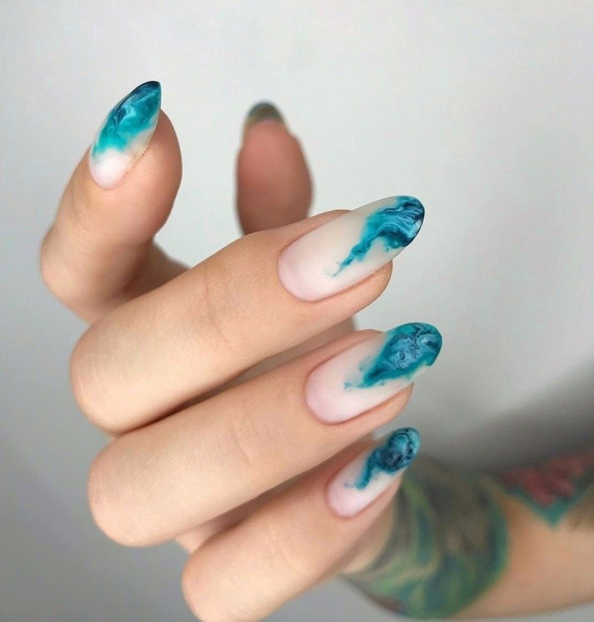 Дуже гарний манікюр