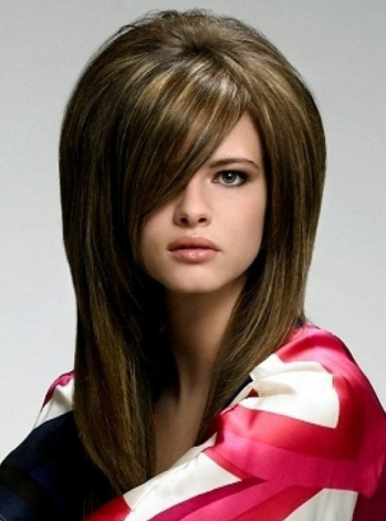 Перелік зачісок, які додають жінкам віку