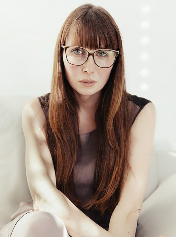 Перелік зачісок, які додають жінкам віку