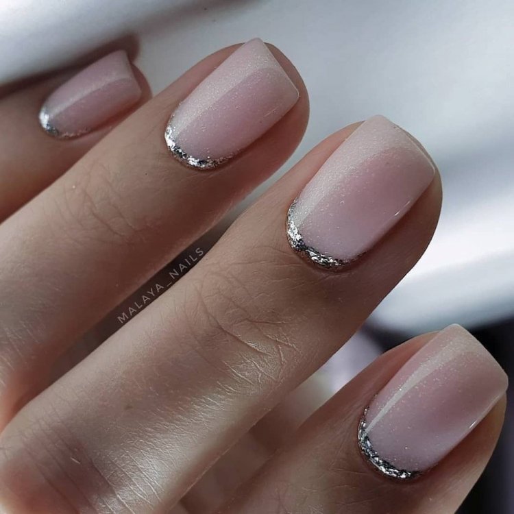 Весняний манікюр на короткі нігті 2023 (50 фото) - модні та красиві ідеї дизайну коротких нігтів