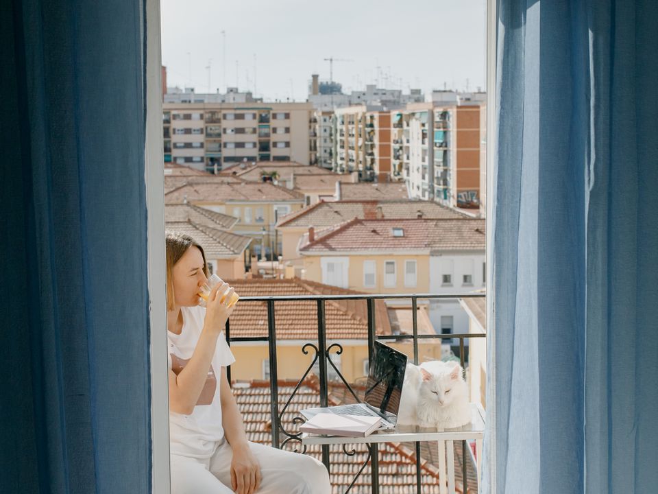 Чому люди можуть відчувати стан дежавю: теорії про природу цього явища