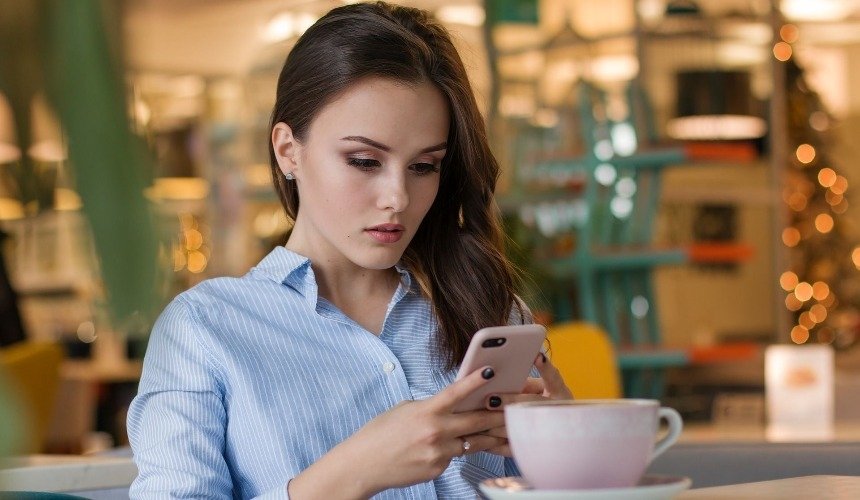 Які 70 запитань поставити чоловікові у листуванні, щоб зацікавити