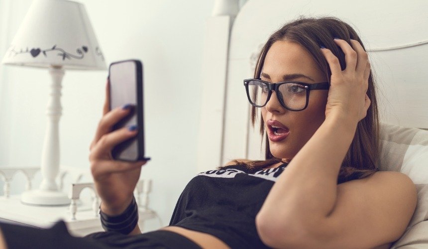 Які 70 запитань поставити чоловікові у листуванні, щоб зацікавити