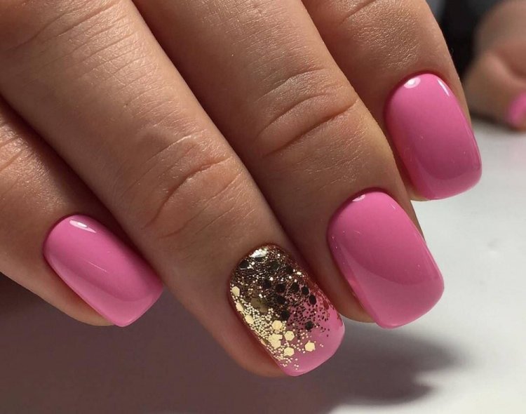 Літній манікюр на короткі нігті 2023 (50 фото) - модні та красиві ідеї дизайну коротких нігтів