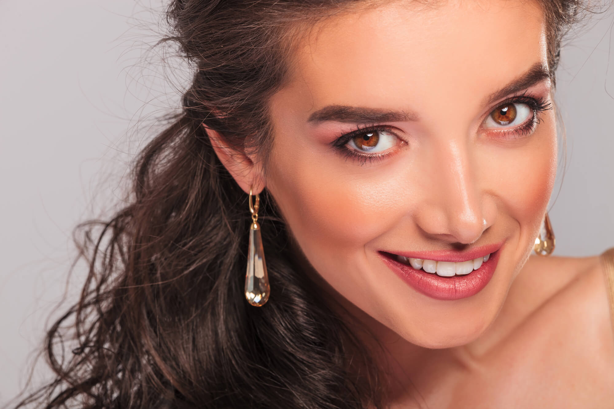 золотые серьги