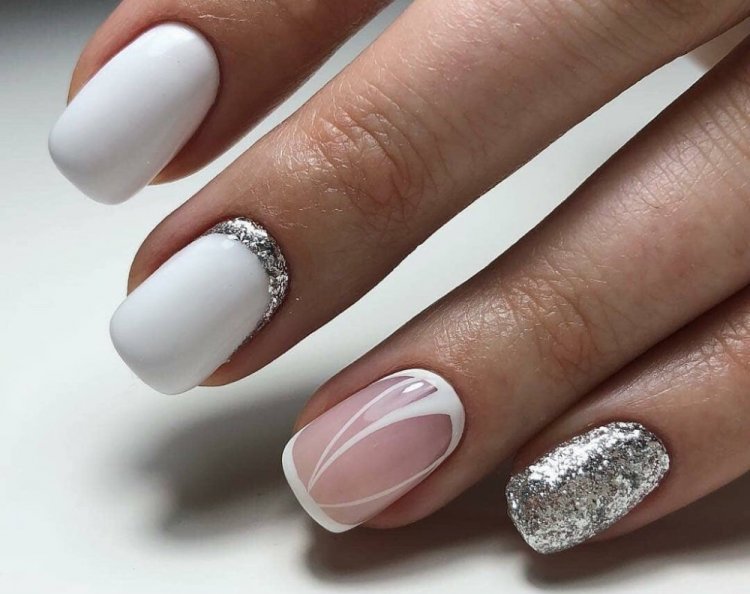 Новорічний манікюр 2023 (50 фото) - модні та красиві ідеї дизайну нігтів на Новий рік 2023
