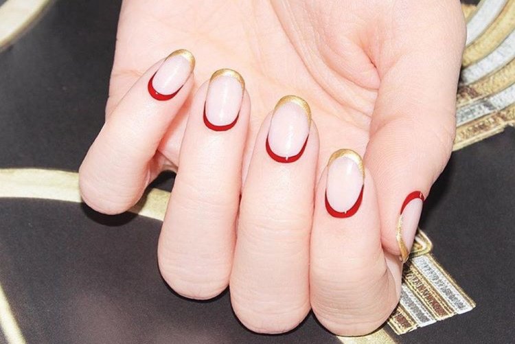 Новорічний манікюр на короткі нігті 2023 (50 фото) - красиві ідеї дизайну нігтів