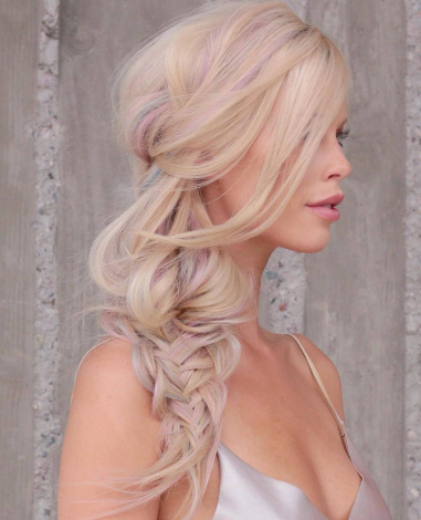 Ультрамодне укладання волосся на бік для короткого, довгого і волосся середньої довжини