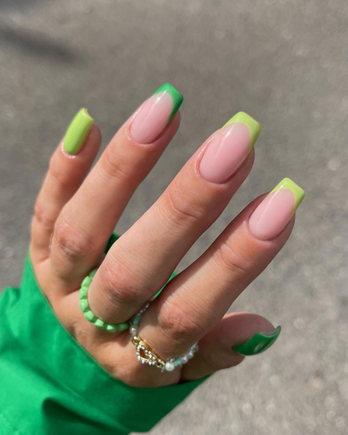 Кольоровий френч 2023: +220 фото манікюру