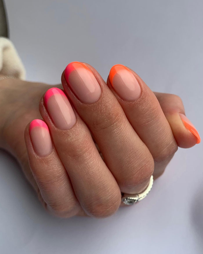 Кольоровий френч 2023: +220 фото манікюру