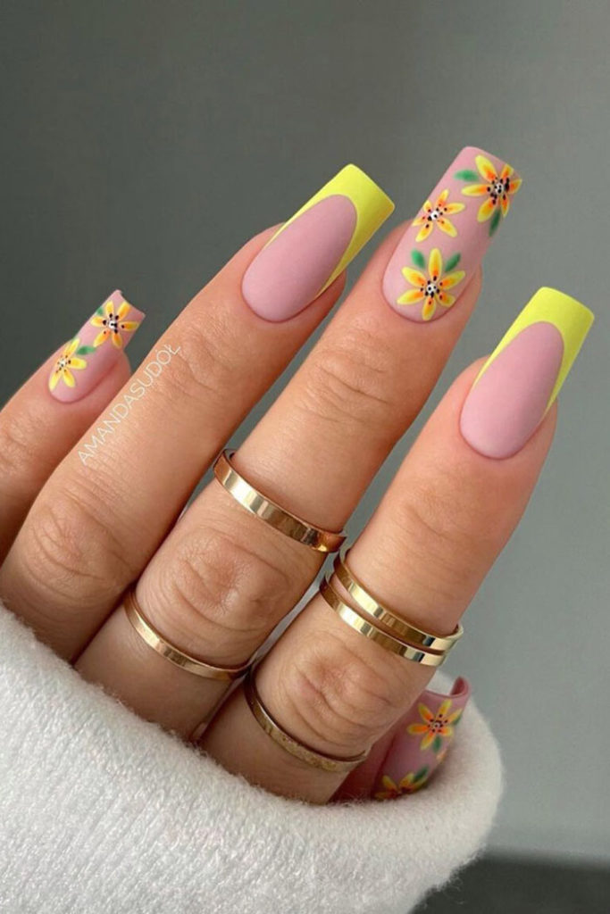 Кольоровий френч 2023: +220 фото манікюру