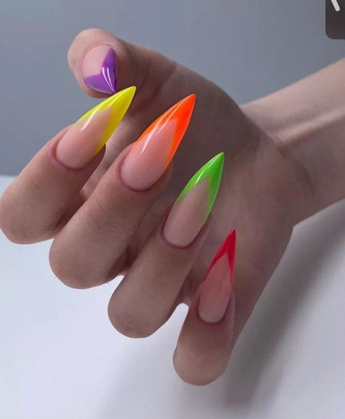 Кольоровий френч 2023: +220 фото манікюру