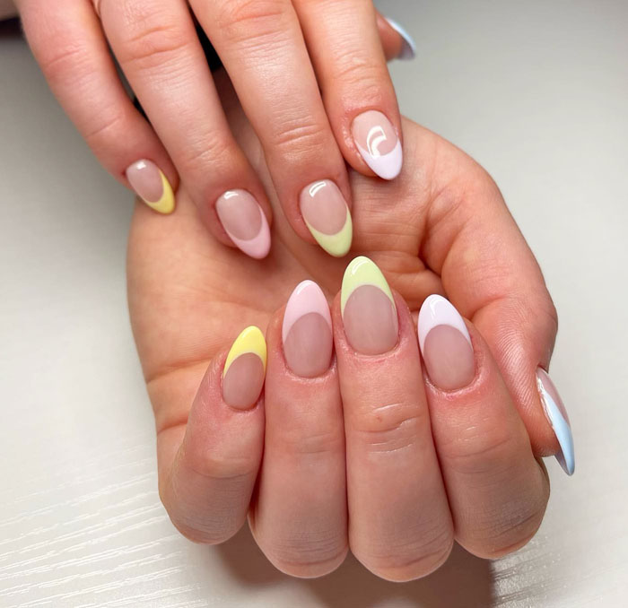 Кольоровий френч 2023: +220 фото манікюру