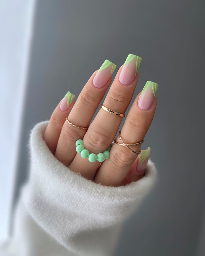 Кольоровий френч 2023: +220 фото манікюру