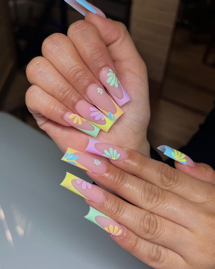 Кольоровий френч 2023: +220 фото манікюру