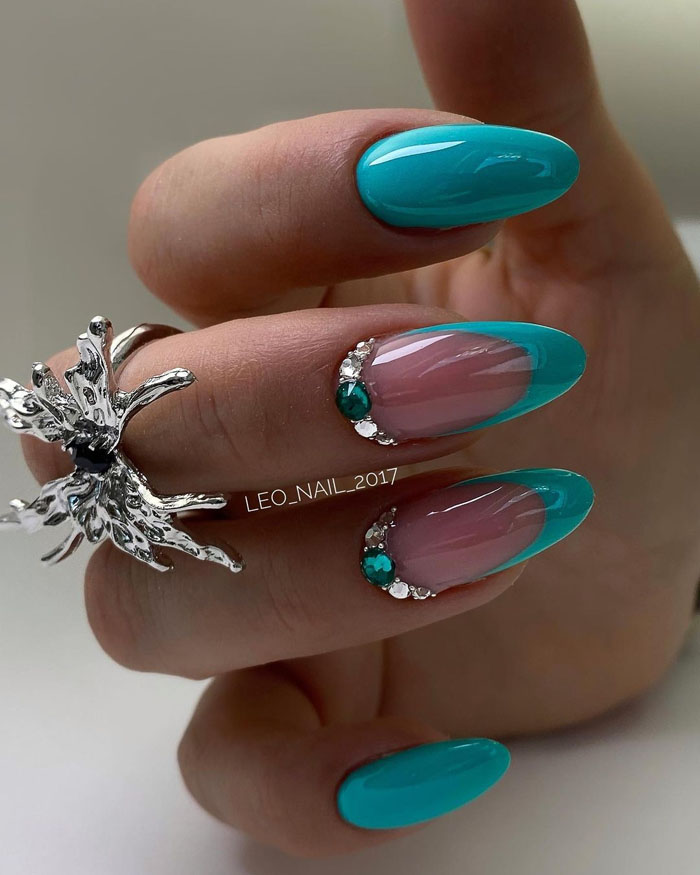 Кольоровий френч 2023: +220 фото манікюру