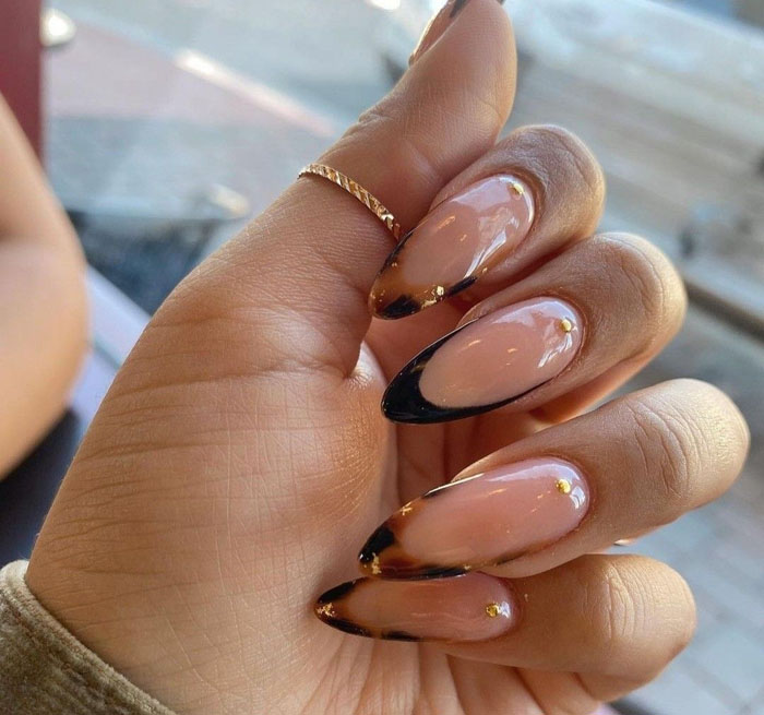 Кольоровий френч 2023: +220 фото манікюру