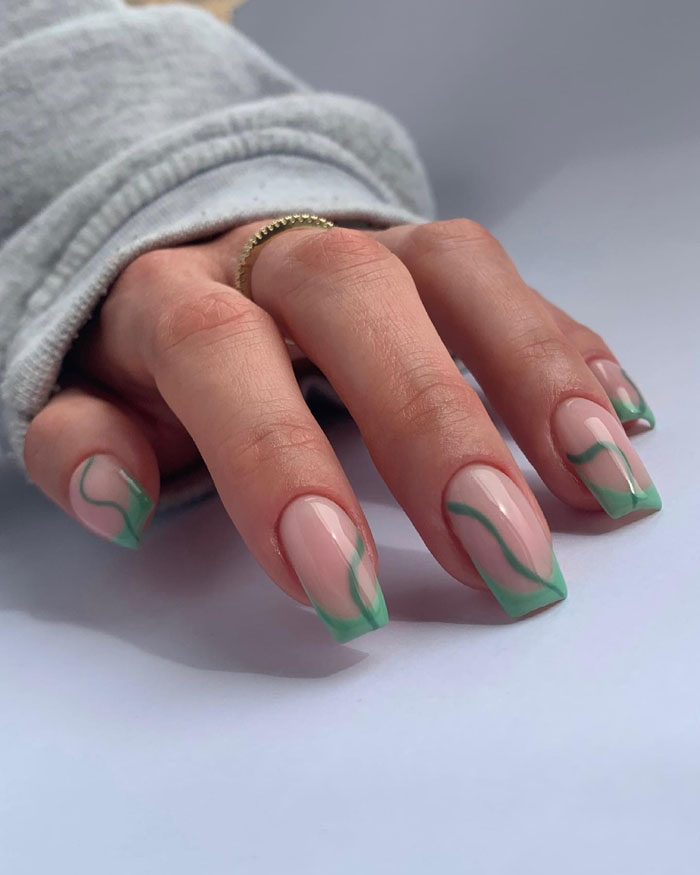 Кольоровий френч 2023: +220 фото манікюру