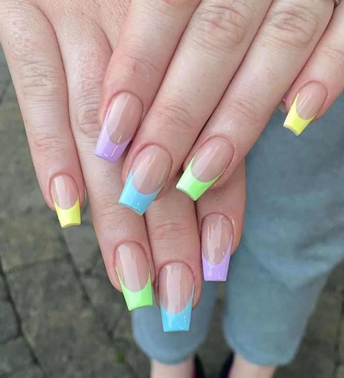 Кольоровий френч 2023: +220 фото манікюру