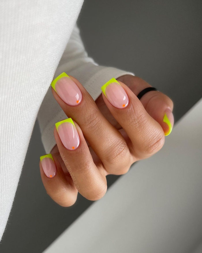 Кольоровий френч 2023: +220 фото манікюру
