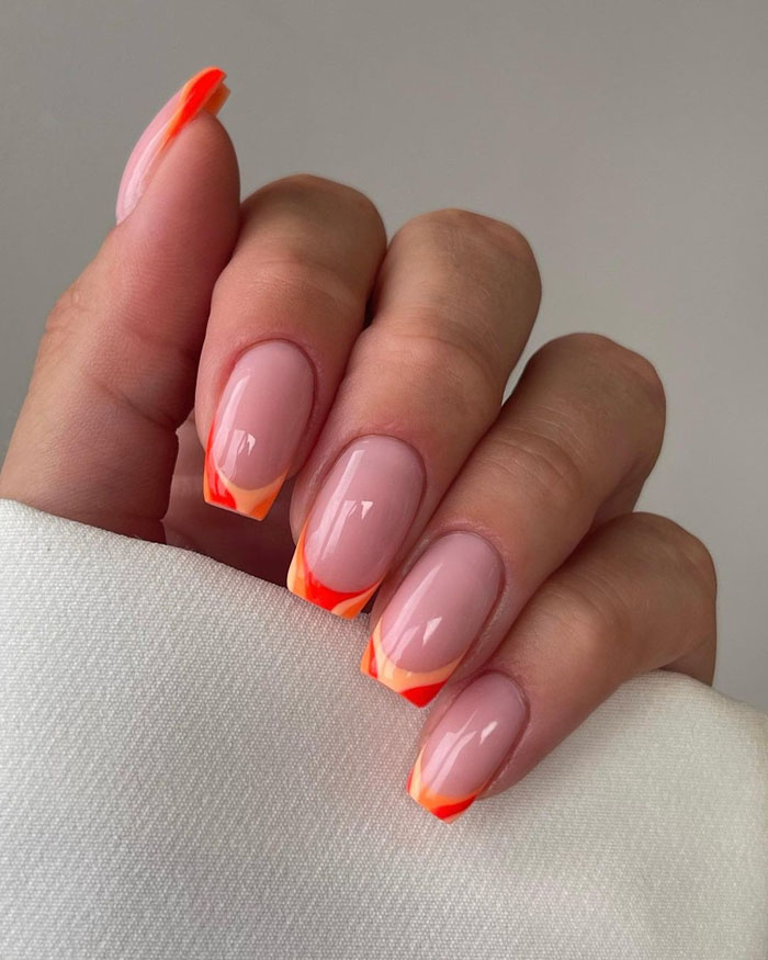 Кольоровий френч 2023: +220 фото манікюру