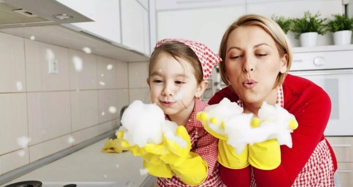 2002 – рік якої тварини і що характерно для її представників?