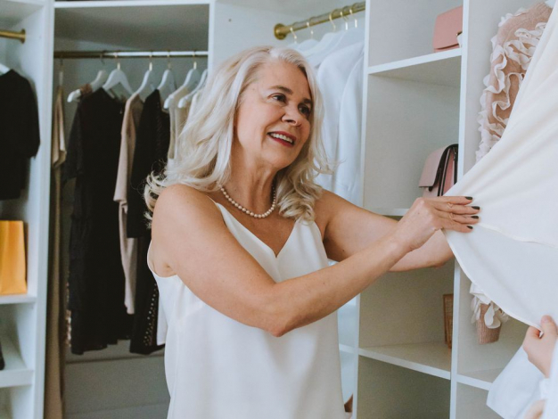 Головні правила для жінок після 60, які допоможуть їм виглядати ефектно