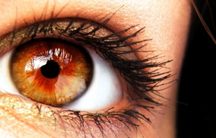 Як визначити характер людини за кольором очей?