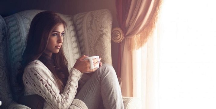 Особливості дівчини-інтроверта та її поведінки у стосунках