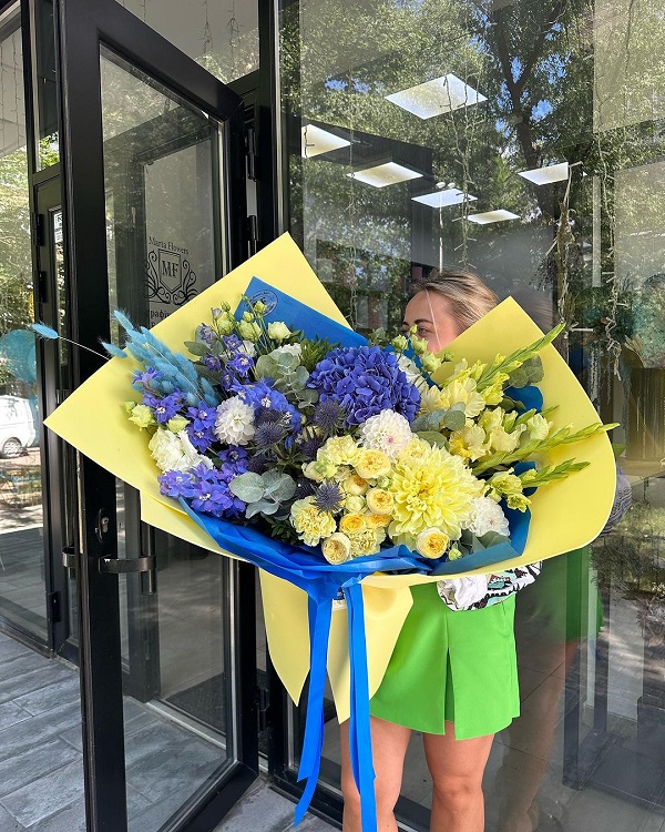 Доставка квітів Київ