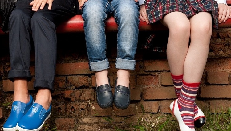 Как купить детскую обувь оптом