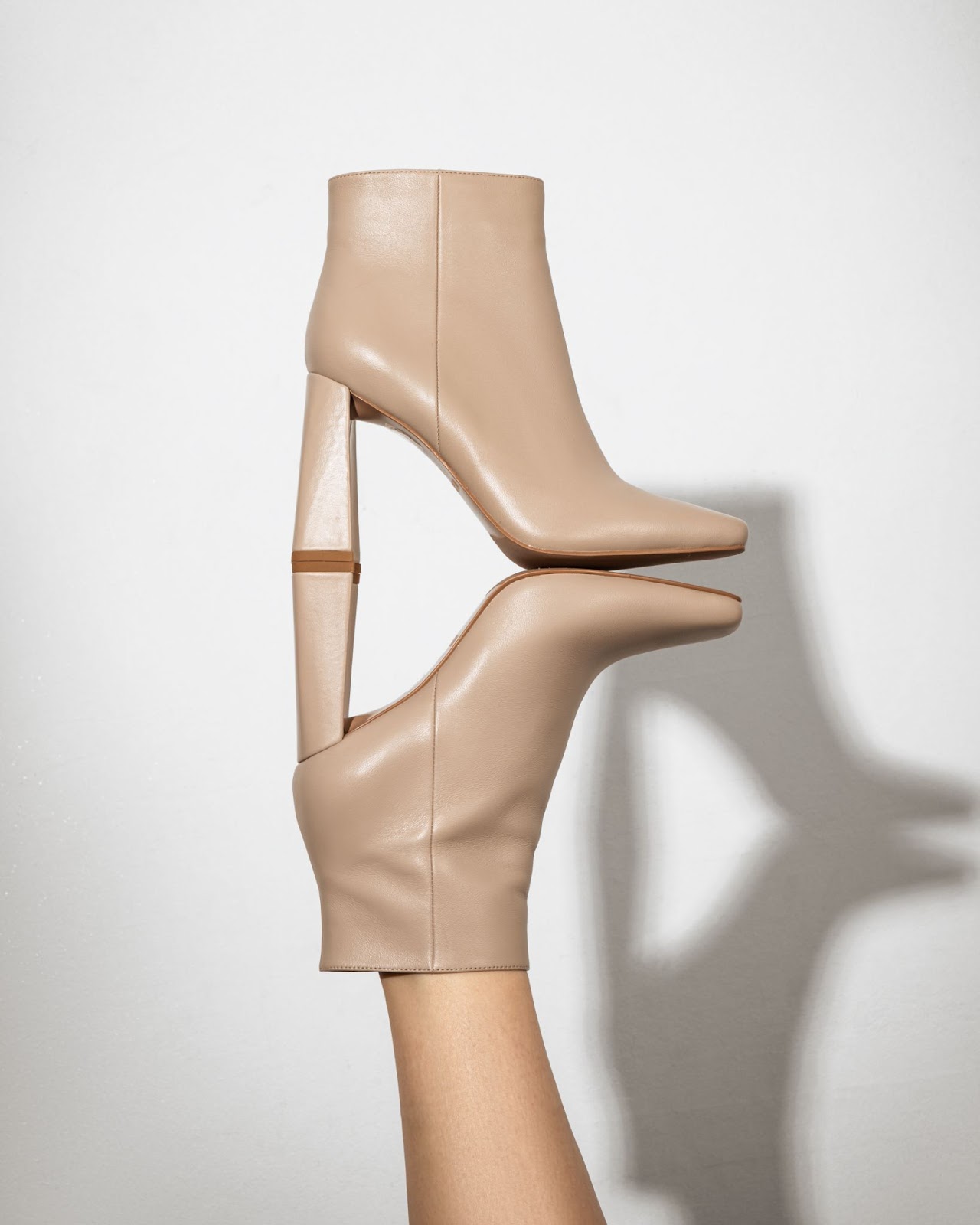 Жіноче взуття на осінь 2024 року: топ-3 приголомшливі моделі