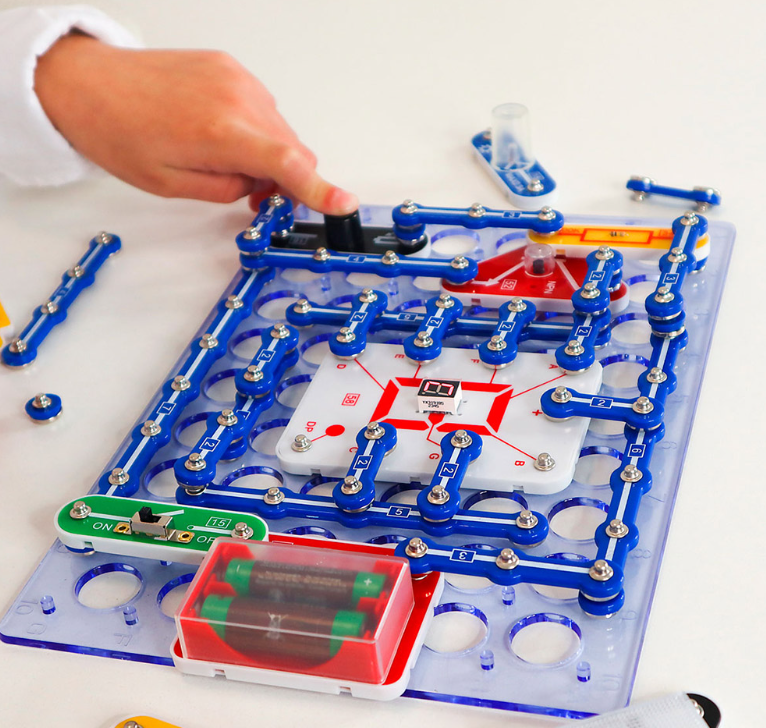 Що подарувати хлопчику на Новий рік