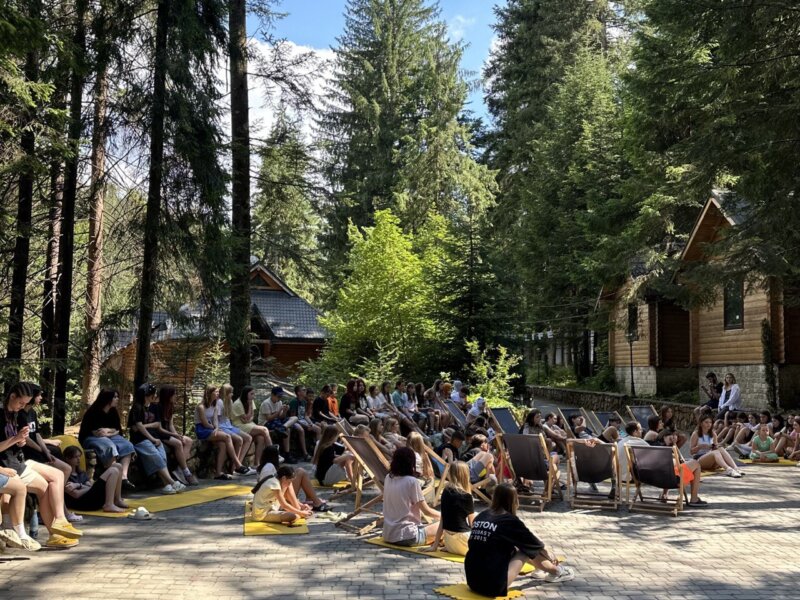 Табір в Карпатах Camp Life