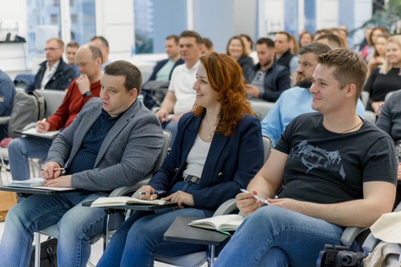 Чому варто навчатися у школі бізнесу